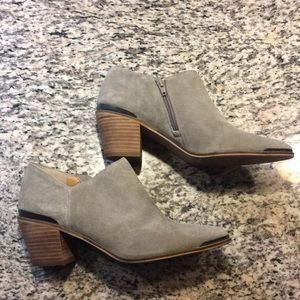 Lucky Brand ankle booties